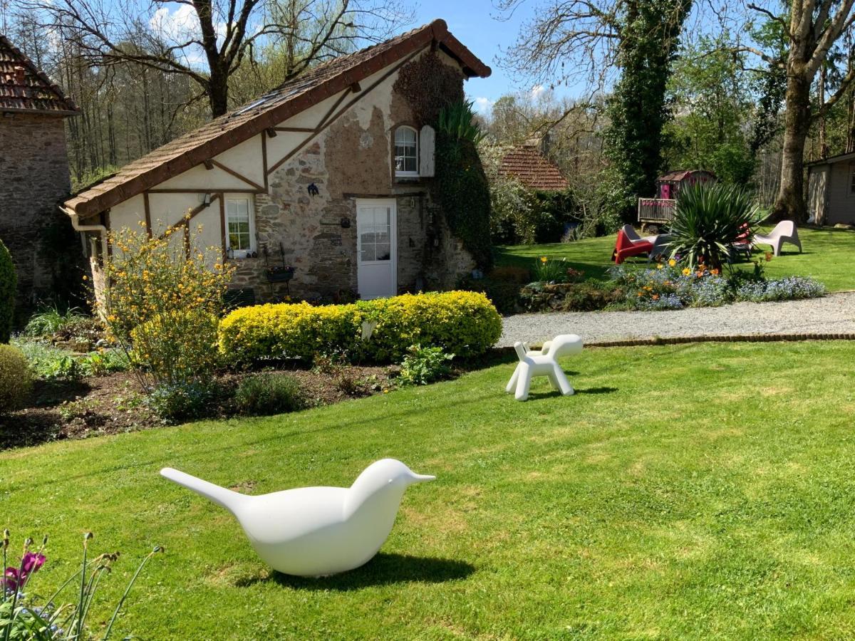 Le Moulin De La Castellerie Acomodação com café da manhã Moon-sur-Elle Exterior foto