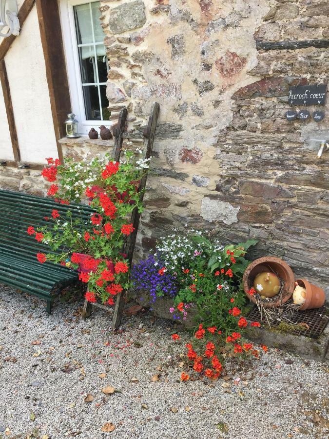 Le Moulin De La Castellerie Acomodação com café da manhã Moon-sur-Elle Exterior foto
