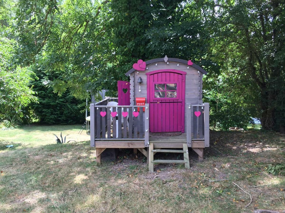 Le Moulin De La Castellerie Acomodação com café da manhã Moon-sur-Elle Exterior foto